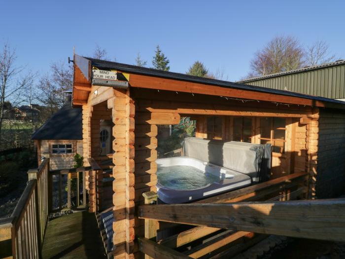 Ballinorig Lodge, Cleator Moor, Cumbria. Single-storey lodge. Countryside location. Private hot tub.