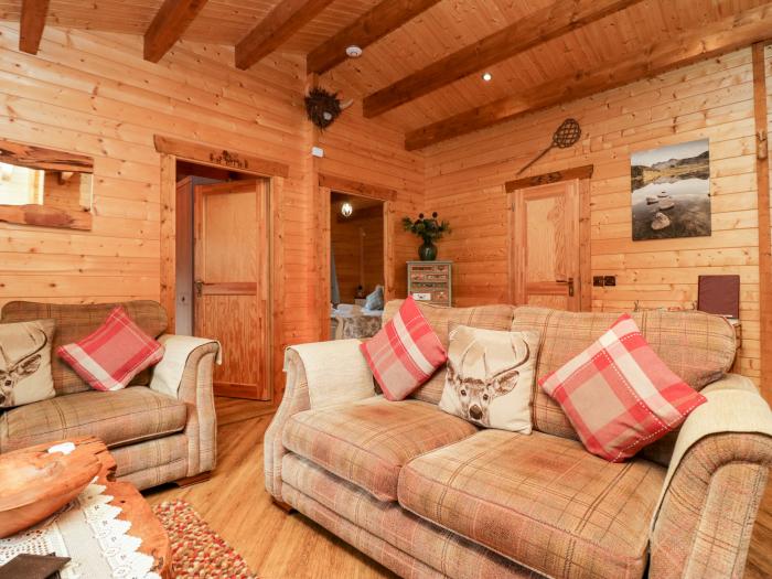 Ballinorig Lodge, Cleator Moor, Cumbria. Single-storey lodge. Countryside location. Private hot tub.