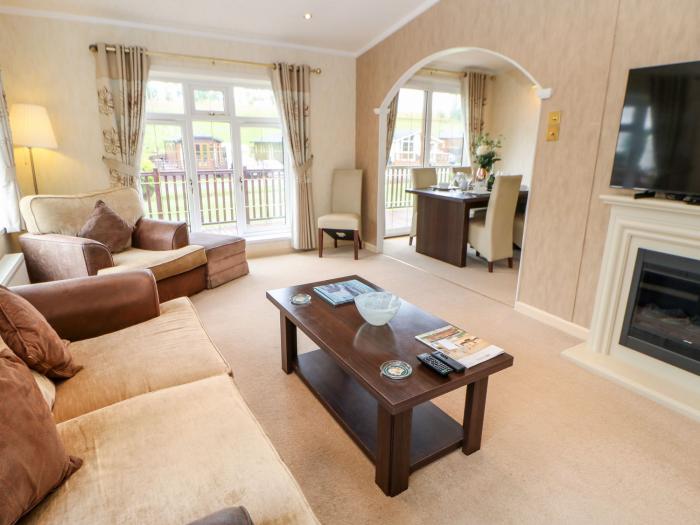 The Fairhaven, Catterick, North Yorkshire. Pet-friendly. Near National Park and AONB. Decking. WiFi.