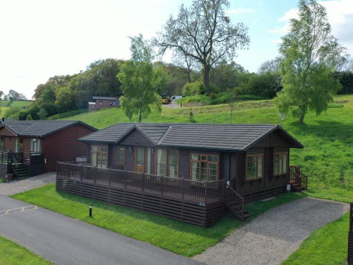 The Fairhaven, Catterick, North Yorkshire. Pet-friendly. Near National Park and AONB. Decking. WiFi.