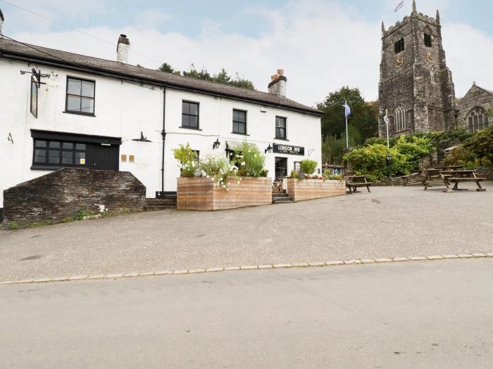 Mill Cottage in St Neot, Cornwall. Close to local amenities. In the Cornwall AONB. Original features