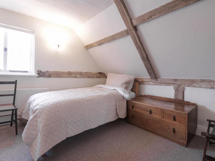 West House Farm, Theberton nr Leiston, Suffolk. Off-road parking. Woodburning stove. Family-friendly