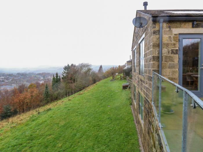 New Heights in Oxenhope, West Yorkshire. Two-bedroom home with stunning, rural views. Near amenities