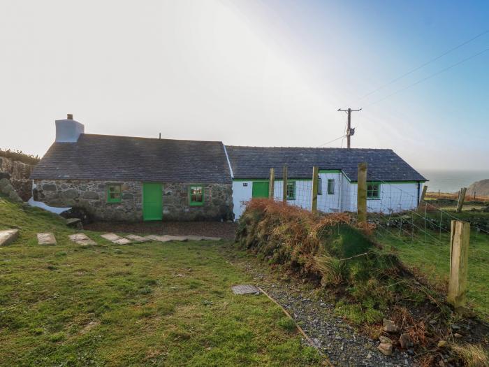 Bryn Canaid near Aberdaron, Gwynedd. Woodburning stove. Near a beach. Great views. Off-road parking.