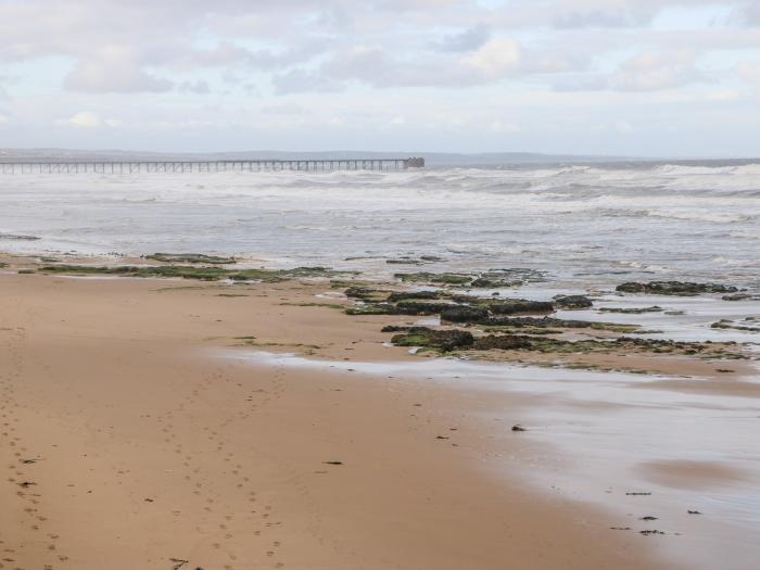 No.20 The Headland, Hartlepool, Durham. Near amenities and beach. Sea views. Games room. Pool table.