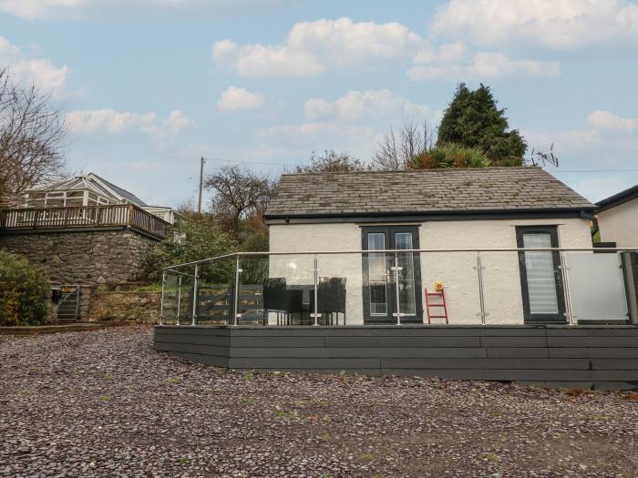 Red Ladder Lodge, Red Wharf Bay near Benllech, Anglesey. Pet-friendly. Near AONB and a National Park