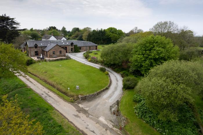 Tarka's Holt Log Cabin, Torrington, Devon. Set on a spacious parkland with on-site facilities. WiFi.