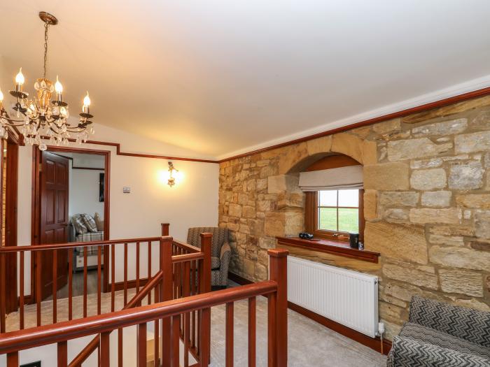Winding Wheel Cottage,Cambois, Northumberland. Four-bedroom home with beach views. Large. Near beach