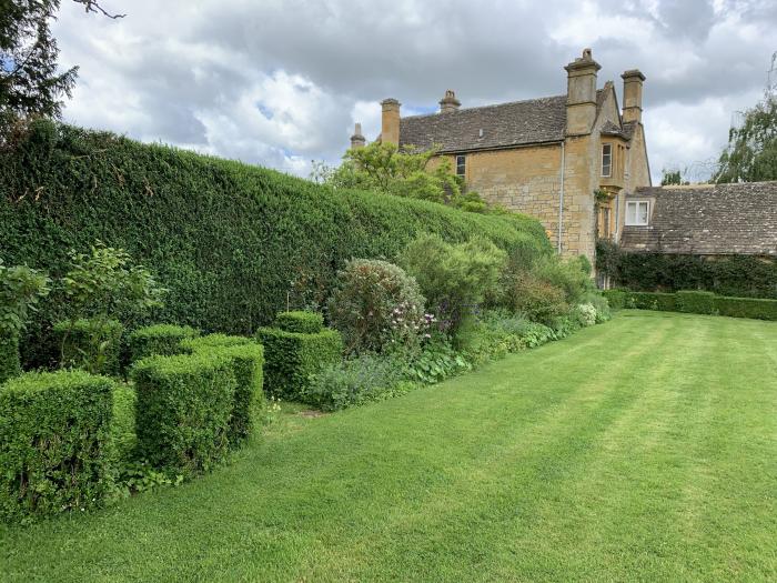 Wood Stanway House, Toddington, Gloucestershire. Charming, Grade II listed building. Cotswolds AONB.