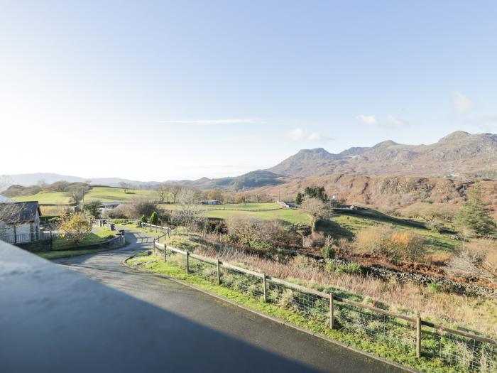 Y Tylwyth, Manod, Gwynedd. Detached. Stunning views. Perfect for families. Pets welcome. 5 bedrooms.