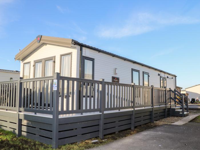 Chichester Lakeside Holiday Park, Chichester, West Sussex