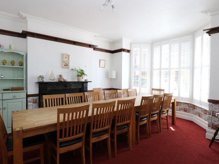 Birch House, a Victorian property in Cromer, Norfolk. Near the beach and amenities. Family-friendly.