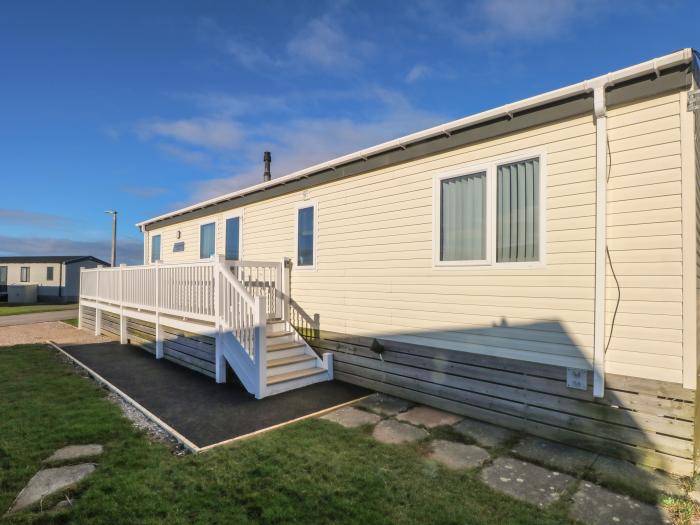 Olivia's Retreat on the Ocean Village Holiday Park, Heysham, Lancashire. Sea view. Off-road parking.