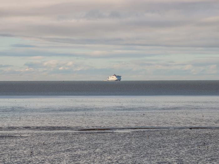 Olivia's Retreat on the Ocean Village Holiday Park, Heysham, Lancashire. Sea view. Off-road parking.