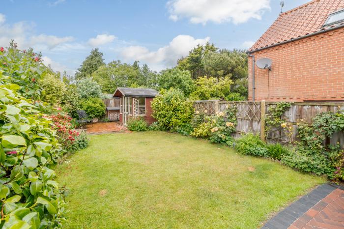 Hollyhedge Cottage, East Anglia