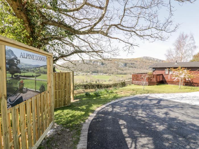 Springtime Lodge, Wales