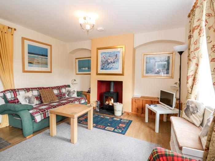 Crinan Canal Cottage, Kilmartin, Argyll And Bute