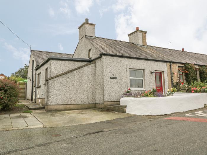 Simdda Wen Cottage, Llanfaethlu