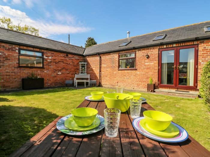 1 Pines Farm Cottages, Tadcaster, North Yorkshire