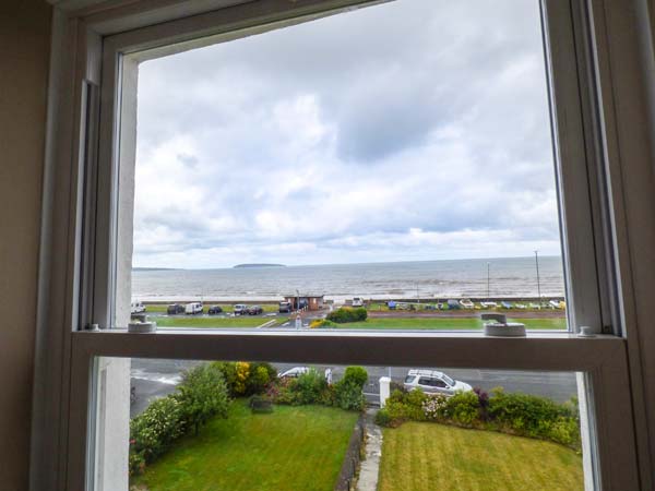 Sea View Apartment, Wales