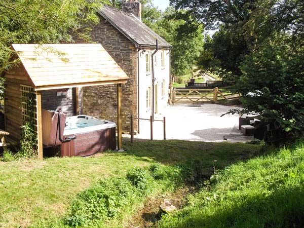 Ploony Cottage, Bleddfa