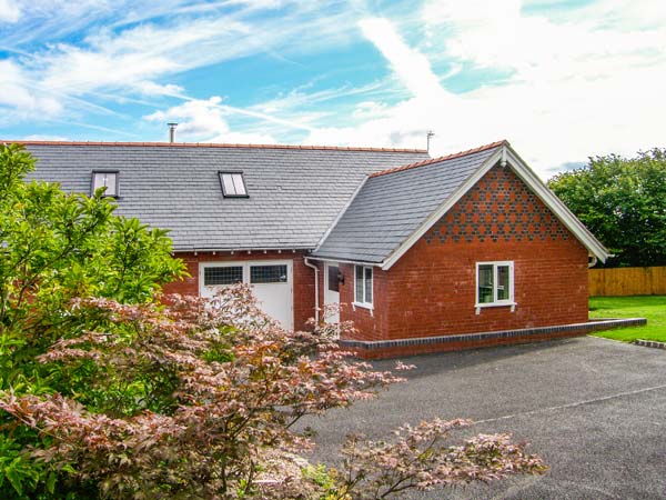 Douglas Cottage, Wales