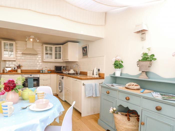 Bridge Cottage, is in Aylsham, Norfolk. Two-bedroom, characterful cottage. Private, enclosed garden.