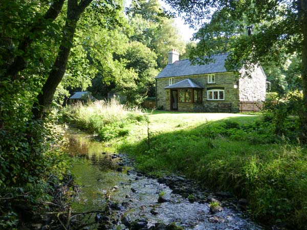 Glanrafon, Wales