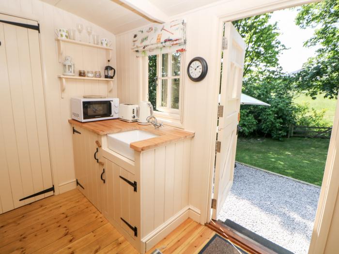 Shepherd's Hut is in Castleton, in Peak District. Pet-free. Woodburning stove. Near a National Park.