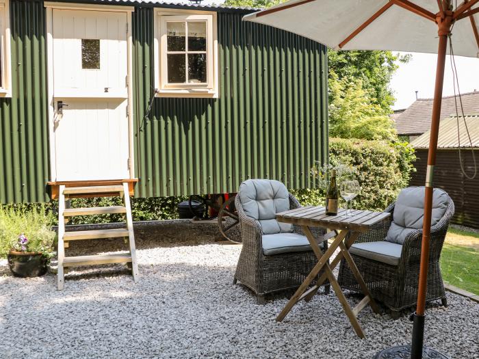 Shepherd's Hut is in Castleton, in Peak District. Pet-free. Woodburning stove. Near a National Park.
