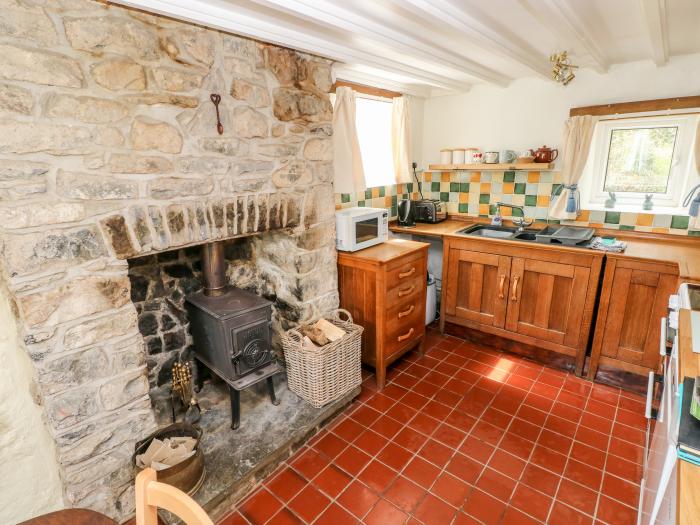 Pwll Cottage (Sykes ref 12112), Amroth