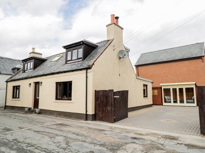 Maclean Cottage, Beauly, Highlands