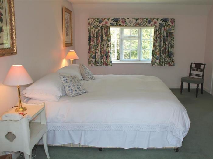 WINTERBOURNE COTTAGE, Chilmark