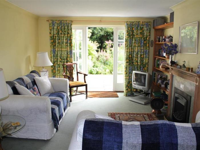 WINTERBOURNE COTTAGE, Chilmark