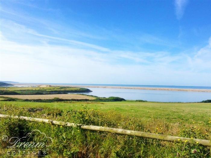 Beach View Apartment 4,Dorset