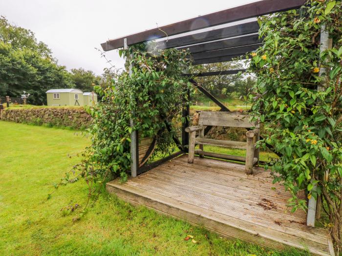 Shepherds Hut - The Hurdle, Rosemarket