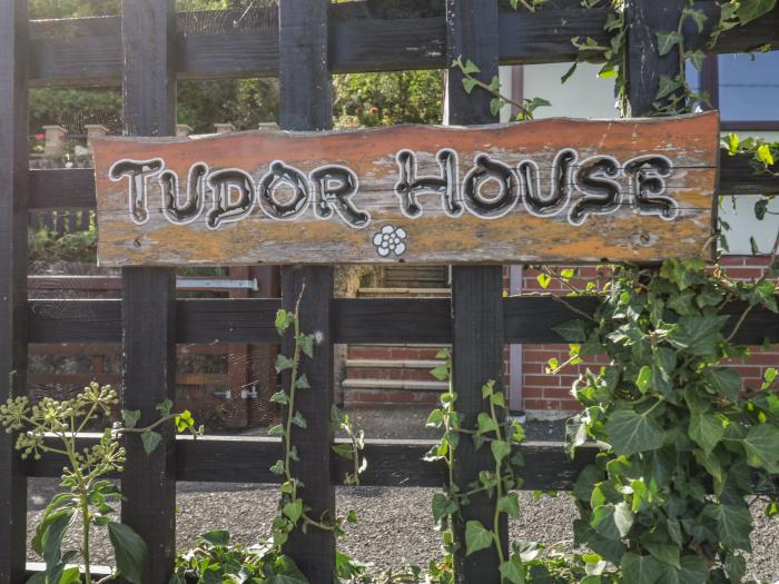 Tudor House, Symonds Yat