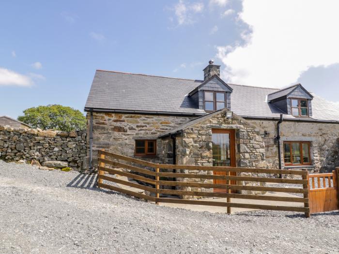 Yr Hen Stabal, Trawsfynydd, Gwynedd