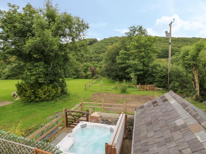 Garden View, Llanybydder