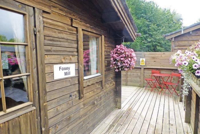 Foxy Lodge, Kentisbeare, Devon