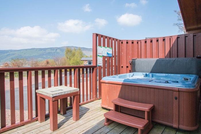 2 Bedroom Oak Platinum Hot Tub Lodge, Hunters Quay, Argyll and Bute