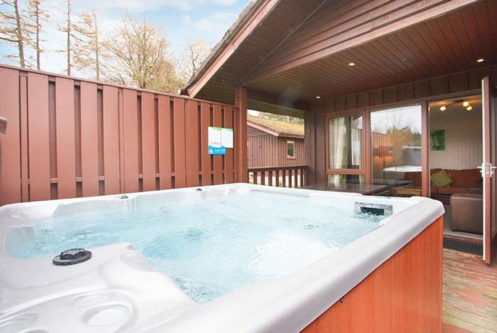 Beech Premier Hot Tub Lodge, Hunters Quay, Argyll and Bute