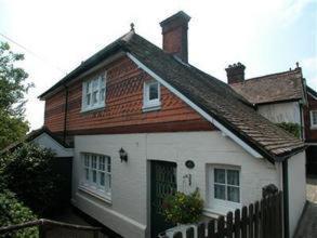 Nice Cottage in Crowborough Kent with Central Heating