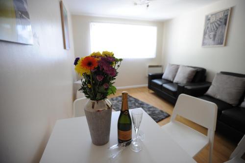 Liverpool 2 Bedroom Apartment