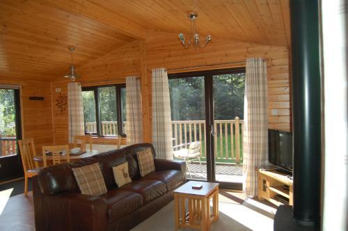 Luxury woodland Alder Lodge, Killin, Stirlingshire