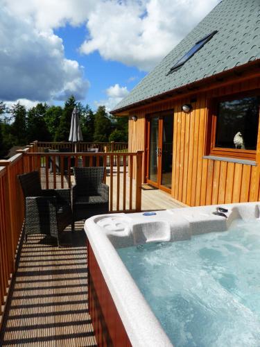 Lord Galloway 31 with Hot Tub, Newton Stewart