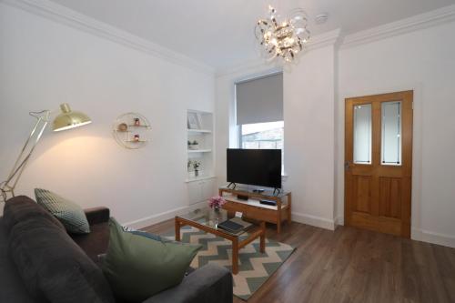 Newmills - Cosy, stylish 1 Bedroom, ground floor apartment - Fast Wifi
