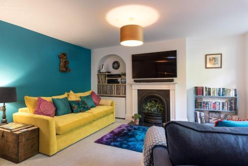 1 Bedroom Apartment near Central Brighton, Brighton, East Sussex