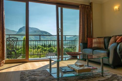 Highland Self Catering Retreat With Stunning Views, Caol, Highlands