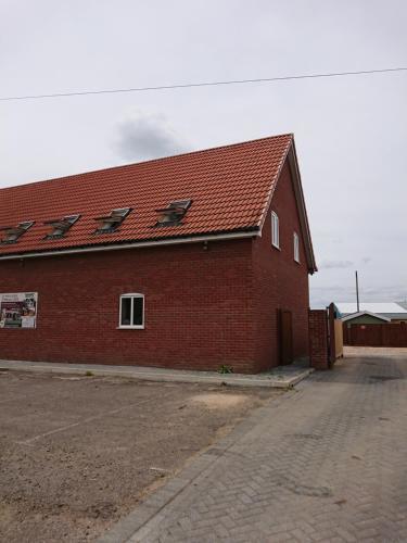 2 Wood Yard Cottages, Red Mayes Farm